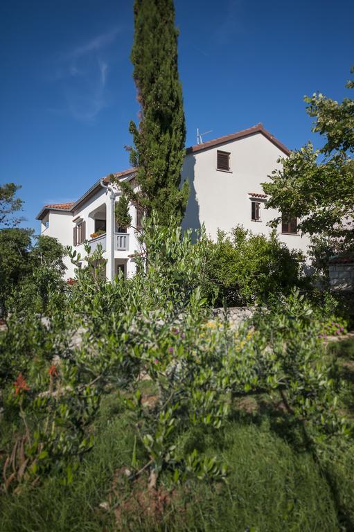Apartment Vita Mali Losinj Ngoại thất bức ảnh