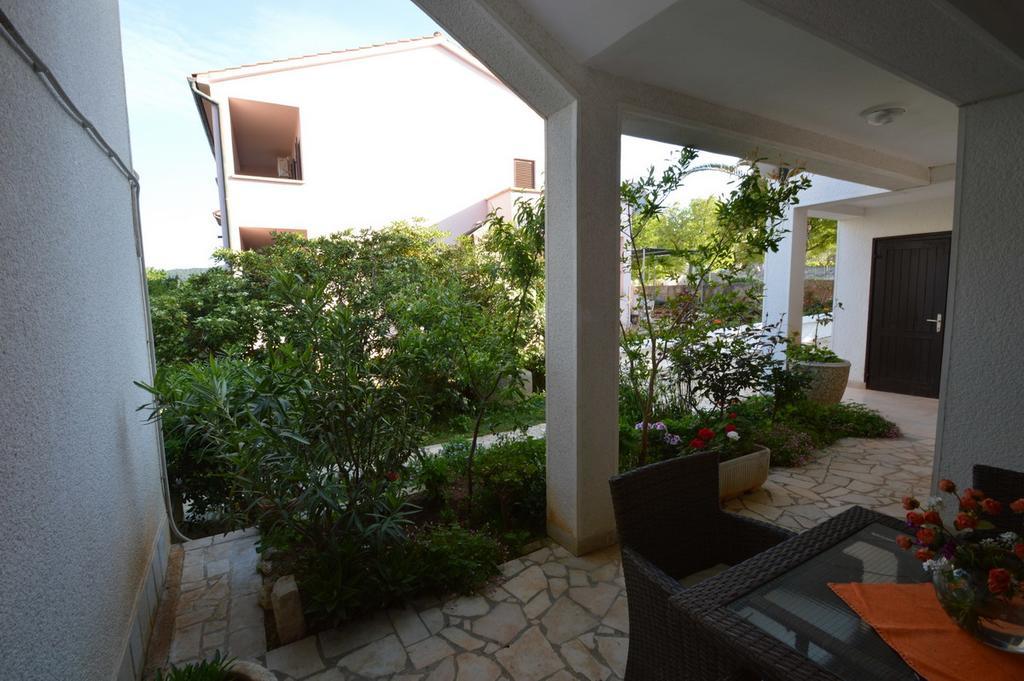 Apartment Vita Mali Losinj Ngoại thất bức ảnh