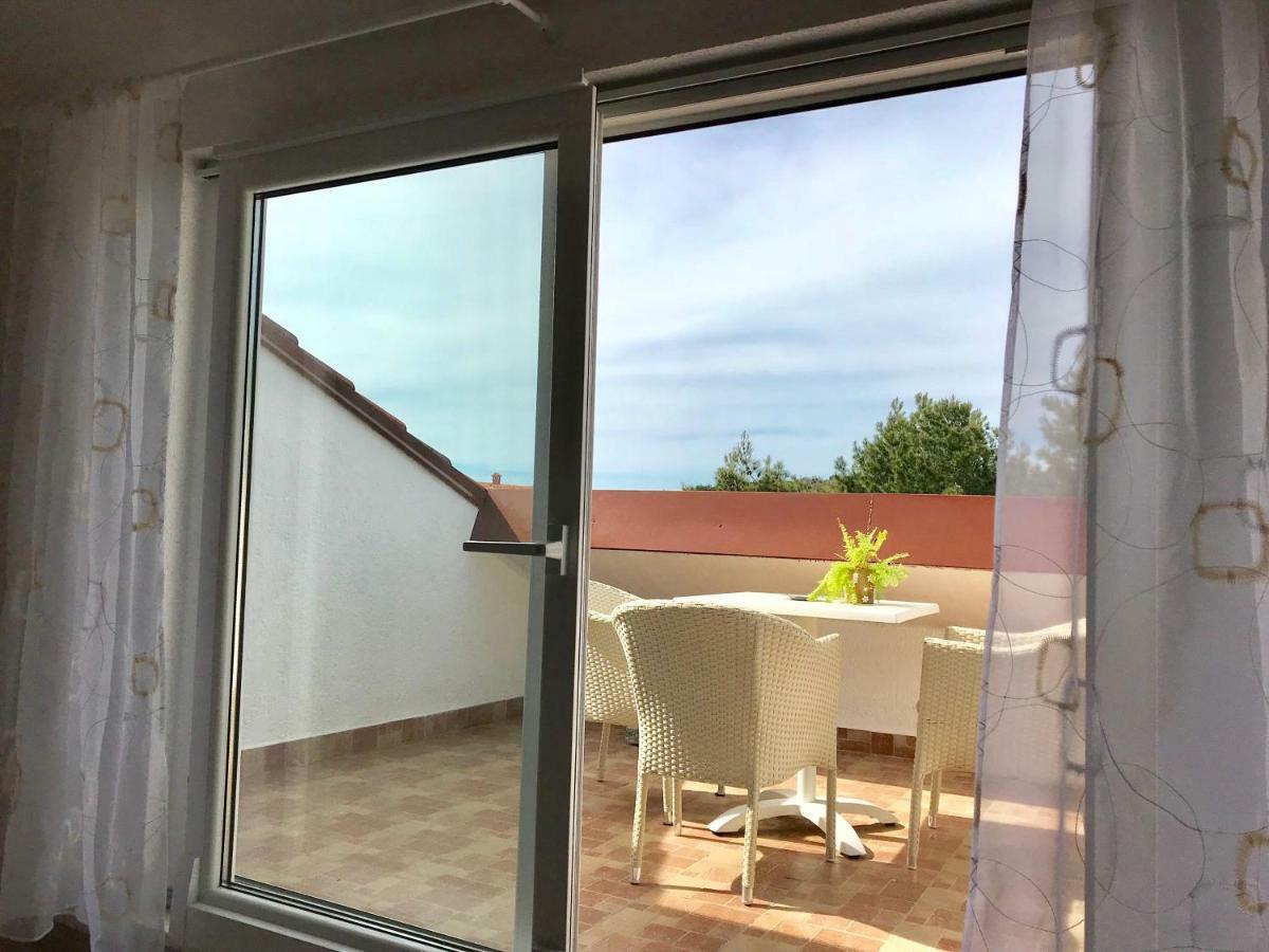 Apartment Vita Mali Losinj Ngoại thất bức ảnh